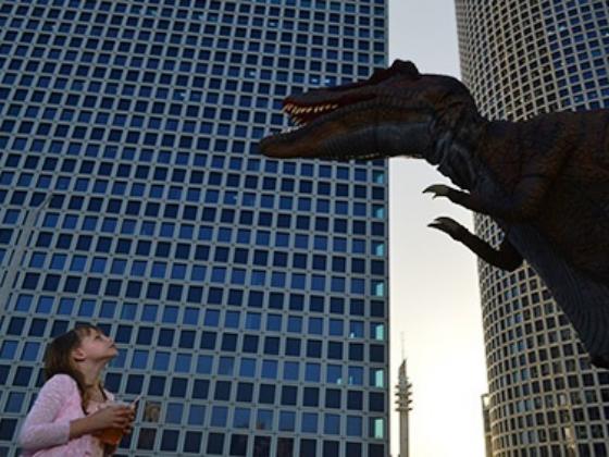 Тель-Авив: сфотографироваться с динозавром? Нет проблем