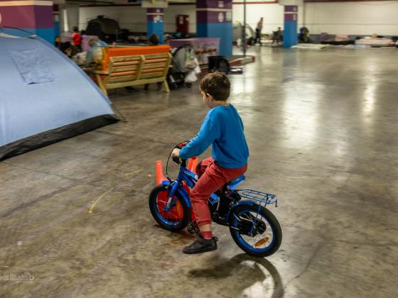 Кожная инфекция распространяется среди детей в бомбоубежищах