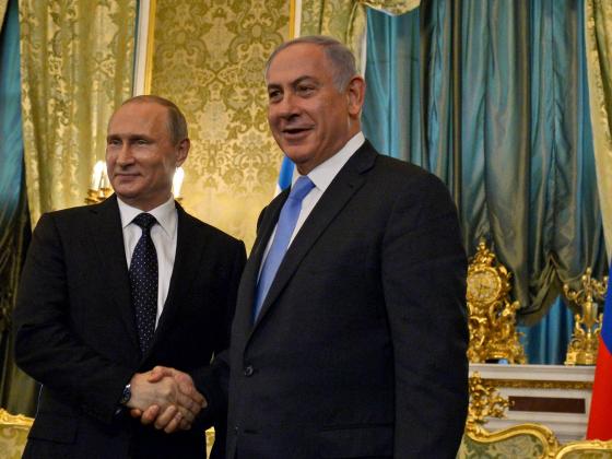 СМИ: в рамках «гуманитарной» сделки Израиль закупил в РФ «Спутник V»