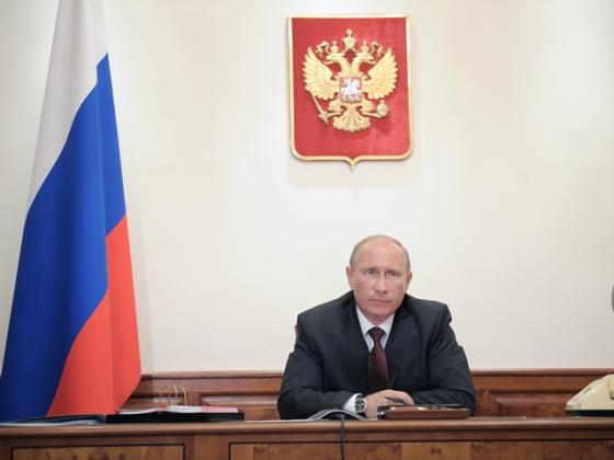 Путин предложил СФ отменить постановление о вводе войск на Украину