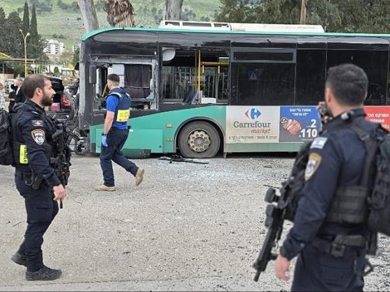 В Кирьят-Шмоне ракета из Ливана попала в рейсовый автобус: есть раненые
