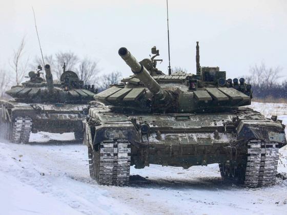 МВД Украины: российские войска с территории Беларуси вошли в зону Чернобыльской АЭС