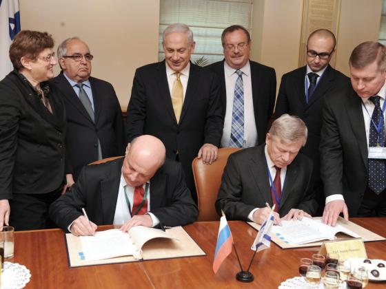 Израиль и Россия начинают сотрудничать в космической сфере