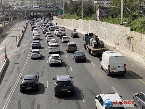Продажи новых автомобилей в Израиле упали на треть