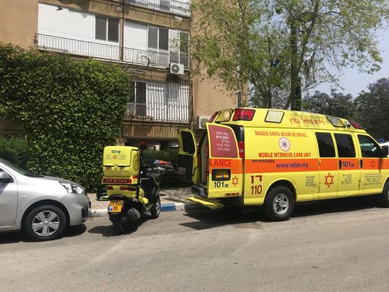 В Йокнеам Илите найден мужчина, потерявший сознание в запертом автомобиле