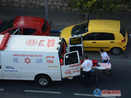 В Тель-Авиве женщина потеряла сознание во время еды, она в критическом состоянии