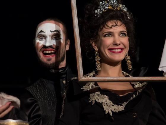 Театр имени Булгакова возвращается со спектаклем «Стакан воды» и королевой Екатериной Климовой