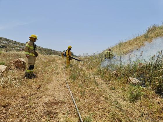 На границе с сектором Газы в нескольких точках произошло возгорание травы и кустарника
