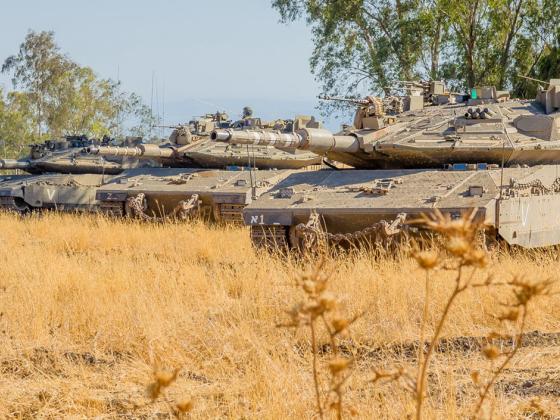 Израильские и палестинские СМИ: ЦАХАЛ стягивает военную технику к границе с Газой