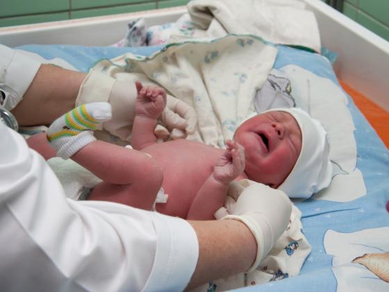 Коронавирус выявлен у младенца, родившегося неделю назад