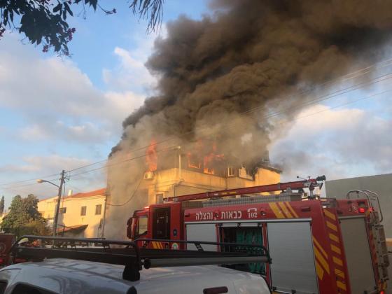В Ашкелоне загорелись два жилых дома: двое мужчин госпитализированы