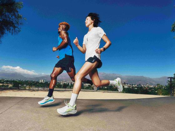 HOKA Clifton 11: точнее посадка по ноге, эффективнее и легче пробежка