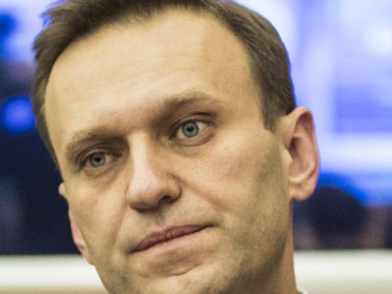 Навального доставили в Берлин