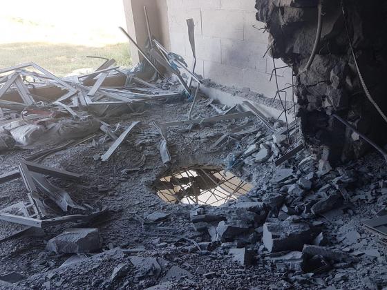 Эксперты пришли к выводу, что дом, в который попала ракета, невозможно отремонтировать