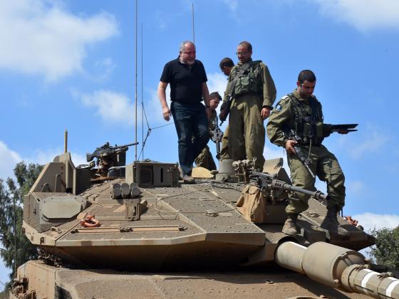 Либерман заявил о неизбежности войны с ХАМАСом