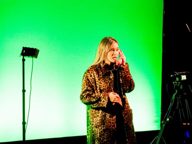 Премьера в Израиле! Спектакль INOSTRANKA с Машей Машковой в главной роли 