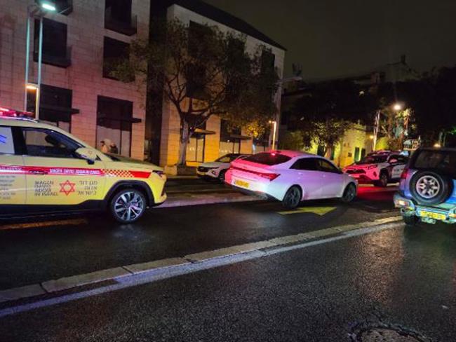 В Хайфе мужчина погиб, упав с высоты:  задержана женщина с ножевыми ранениями