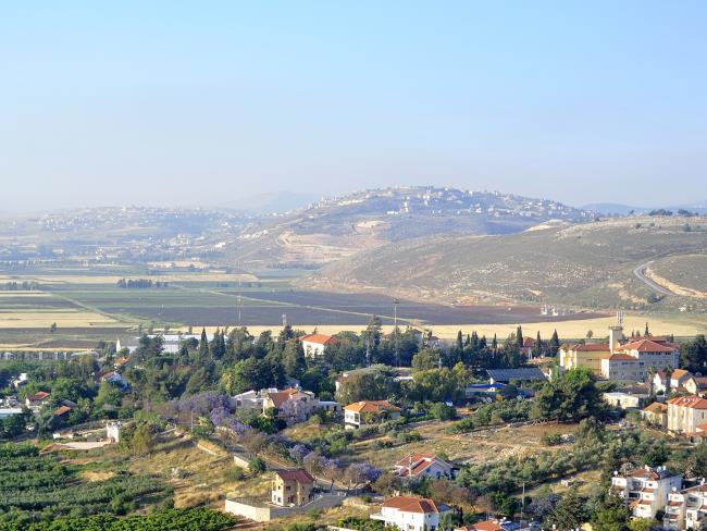 ЦАХАЛ: За утро из Ливана выпущено более 100 ракет по Израилю