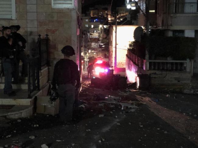 Сирены и взрывы в центре Израиля: в Сдероте и Ришон ле-Ционе ракетами повреждены дома
