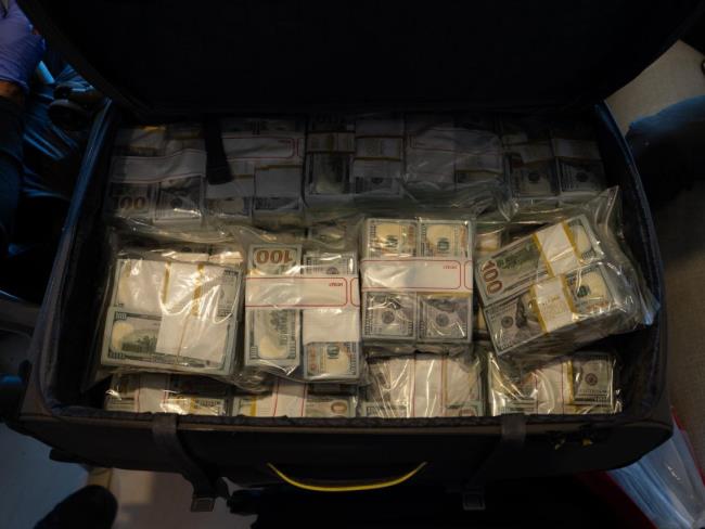«Доктор» и чемодан с долларами: в Ашдоде арестованы производители наркотиков