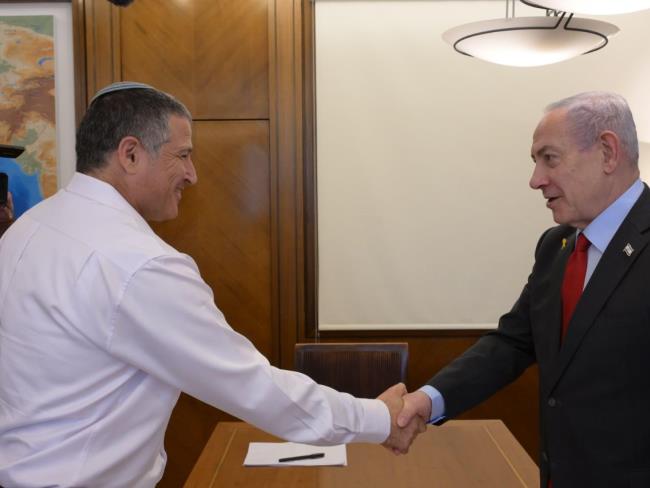 Начата проверка в отношении трех бывших глав ШАБАКа: они хранят секретные документы