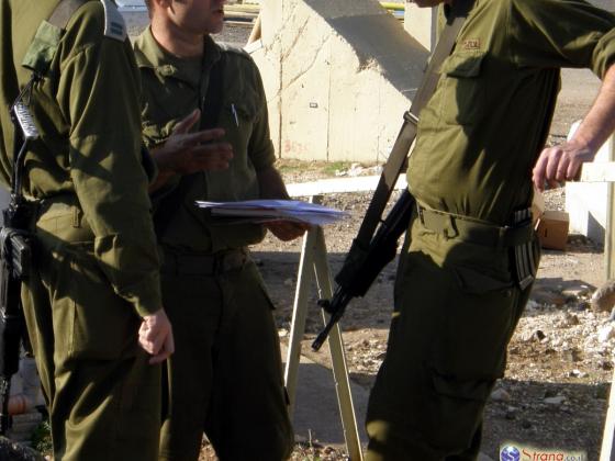Несколько десятков солдат на военной базе на юге страны получили пищевое отравление