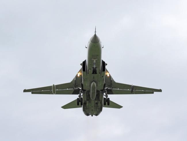 Великобритания пошлет самолет-разведчик, чтобы отыскать заложников в Газе