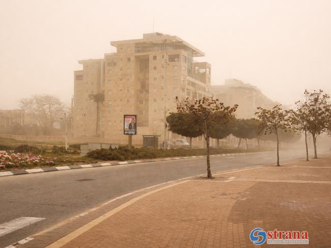 Израиль накрыла мощная пыльная буря: видимость резко упала упала 