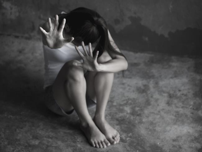 Сделка с правосудием: 8 лет и 3,5 года за групповое изнасилование 13-летней девочки