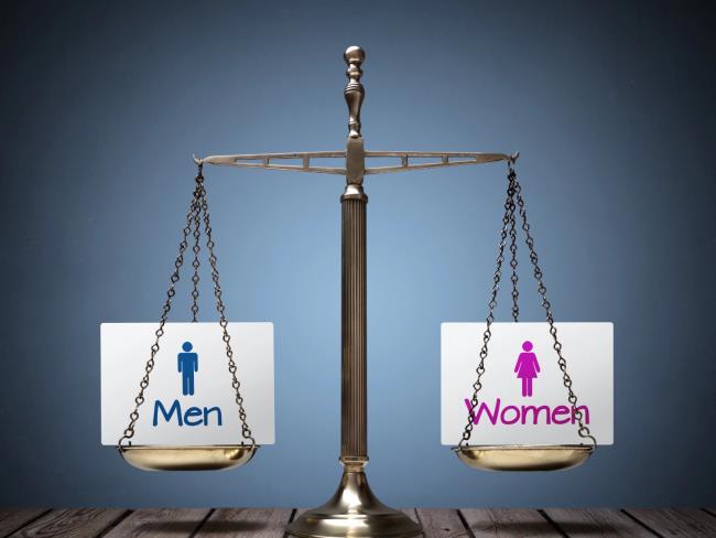 Качество жизни мужчин и женщин: кому в Израиле жить хорошо