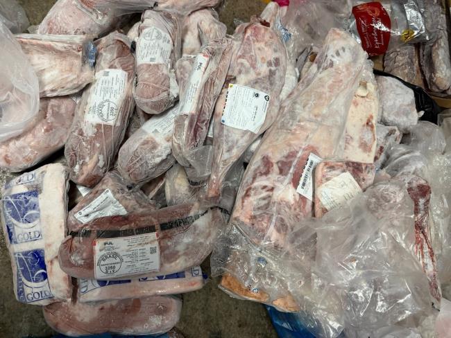 В Бат-Яме изъяли 280 кг опасного мяса из жилого дома