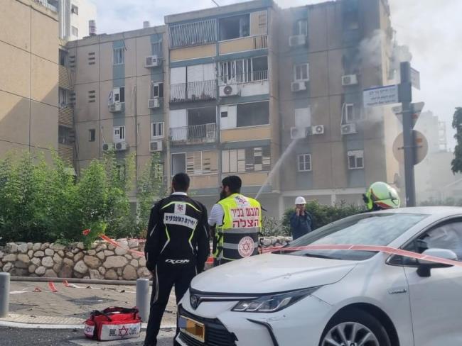 Обстрелы: попадание ракеты в дом в Тель-Авиве; в Ашкелоне осколки в разных частях города