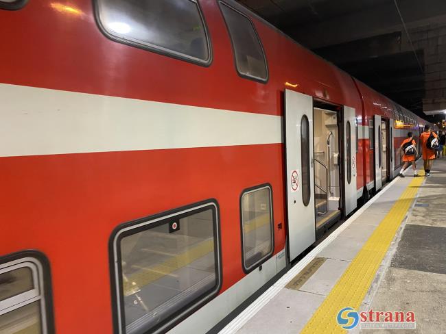 «Ракевет Исраэль»: движение поездов в районе Кирьят-Гата остановлено из-за молнии