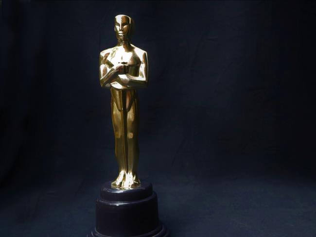 Премия «Оскар-2024»: триумф «Оппенгеймера» и статуэтка для фильма об осаде Мариуполя
