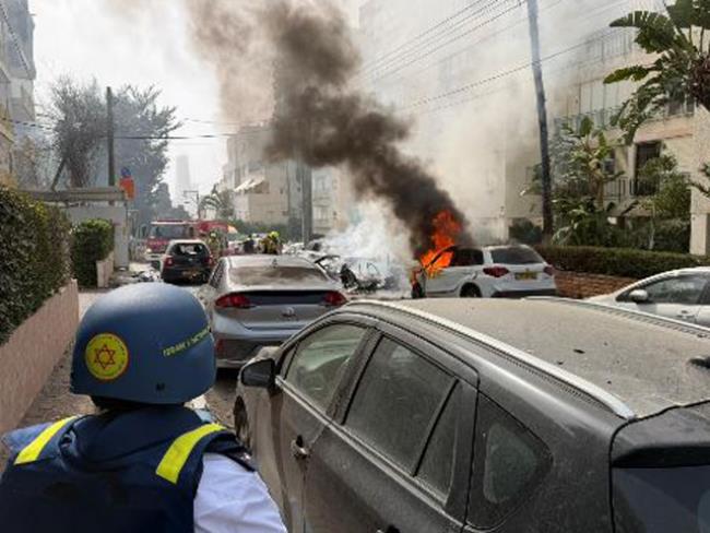 Обстрел Гуш-Дана: снаряды кассетной боеголовки упали в 5 местах в центре Израиля