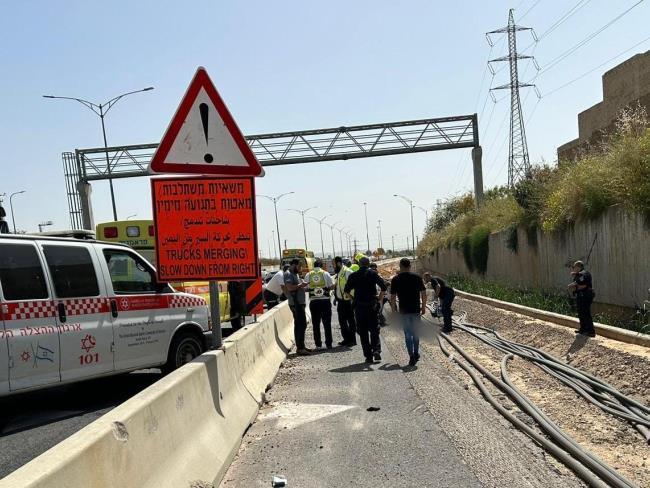 Автомобиль сбил мотоциклиста возле Петах-Тиквы: погиб мужчина в возрасте около 40 лет