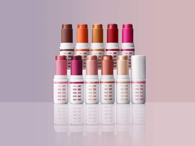 Все варианты сияния: бронзер, румяна, хайлайтер – в одном стике от Bobbi Brown 