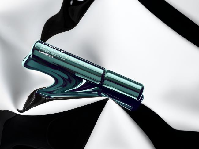 Новый уровень объема: летняя водостойкая версия культовой туши Clinique High Impact
