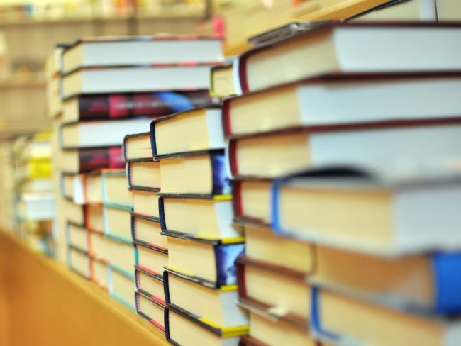 Книги от 10 шекелей: где в Израиле проходят распродажи к Суккоту